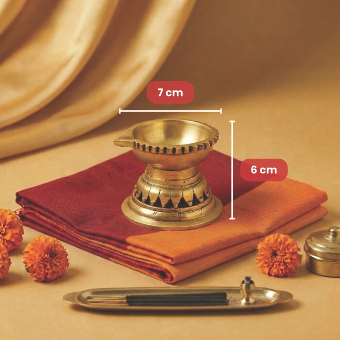 BRASS SINGLE FACE FINE DIYA - Image 3