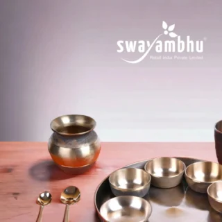 Swayambhu bronze dinner set

#swayambhu #swayambhudolsandtemples
#mumbai #handicrafts #bronze #dinnersets #kansa #healthylife