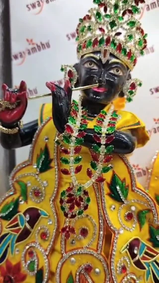 🌸✨ Unveil the divine elegance with our new collection of Radha Krishna poshak and shringar, now available exclusively at Swayambhu Mumbai! Adorn your beloved deities with the finest craftsmanship and intricate designs that reflect their eternal love. 🙏❤️

Visit us today and let your devotion shine through the beauty of our exquisite offerings. 🌟

#RadhaKrishna #Poshak #Shringar #DivineElegance #SwayambhuMumbai #DevotionalArt #spiritualbeauty